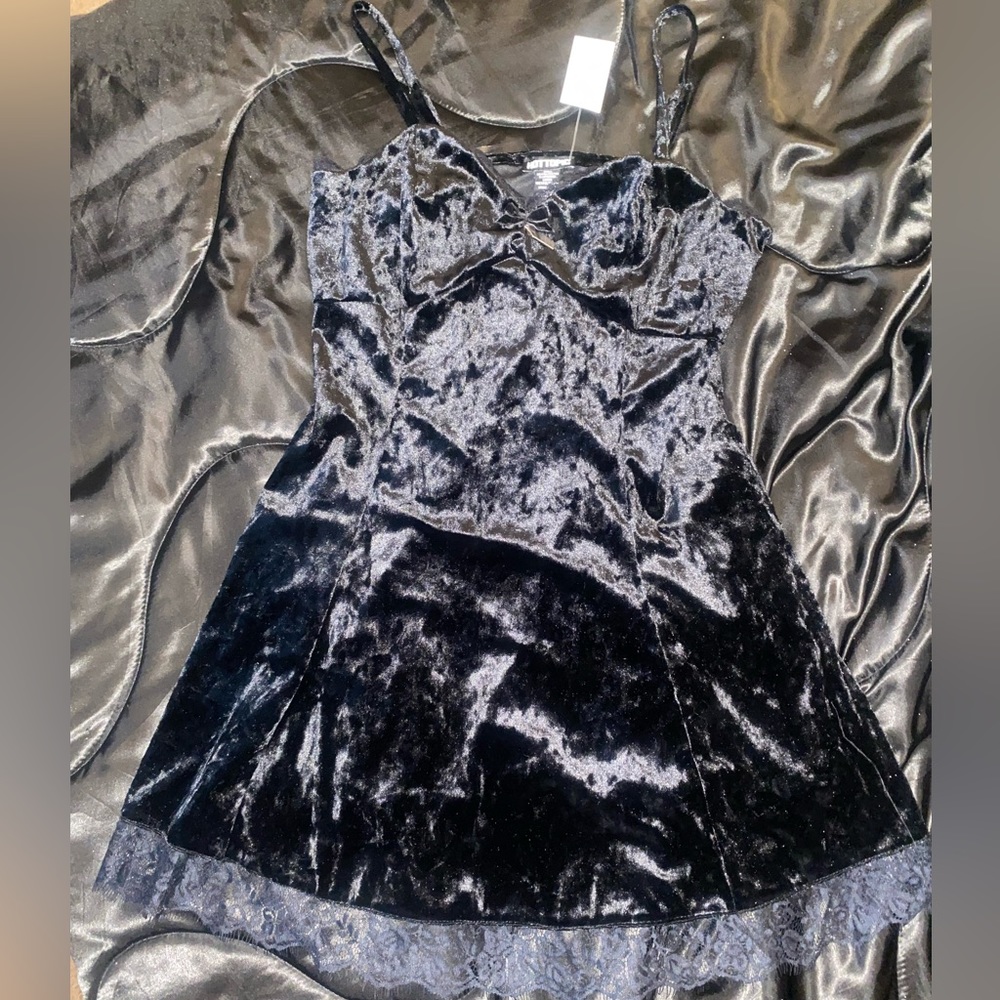 NWT Velvet Coffin Dress